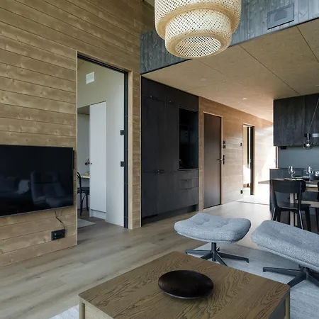 Willa Arctic Trail B - Lapland Escape With Outdoor Hot Tub & Yllaes Passes *