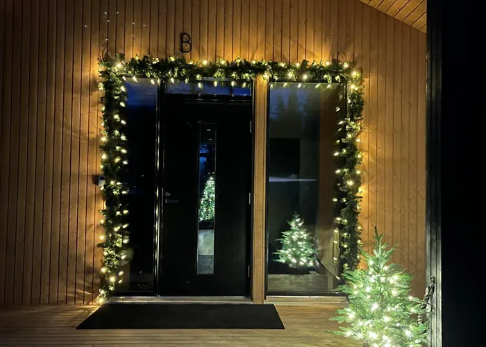 Villa Arctic Trail B - Lapland Escape With Outdoor Hot Tub & Yllaes Passes Akaslompolo